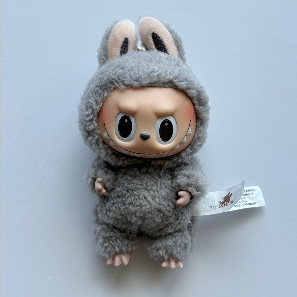 POP MART : LABUBU